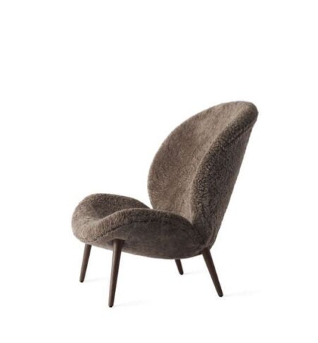 Vipp 466 Lodge Lounge Chair H: 91,5 cm - Dark Oak Curly/Sahara Produktionstid: ca. 6 uger