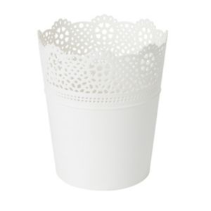 GoodHome White Plastic Lace Round Plant Pot (Dia)13.7Cm