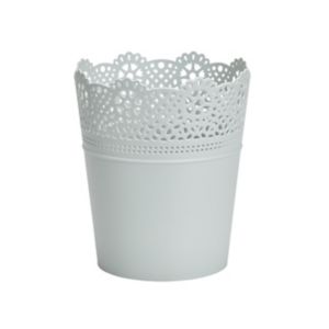 GoodHome White Plastic Lace Round Plant Pot (Dia)18Cm